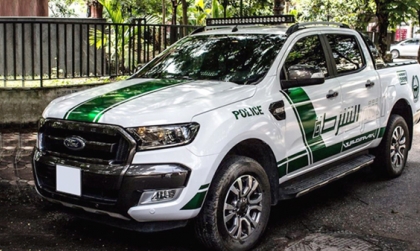 Nghị định 168 - Lỗi trừ 2 điểm GPLX ô tô: Dán phù hiệu hoặc nhận diện giống cơ quan ngoại giao, tổ chức quốc tế